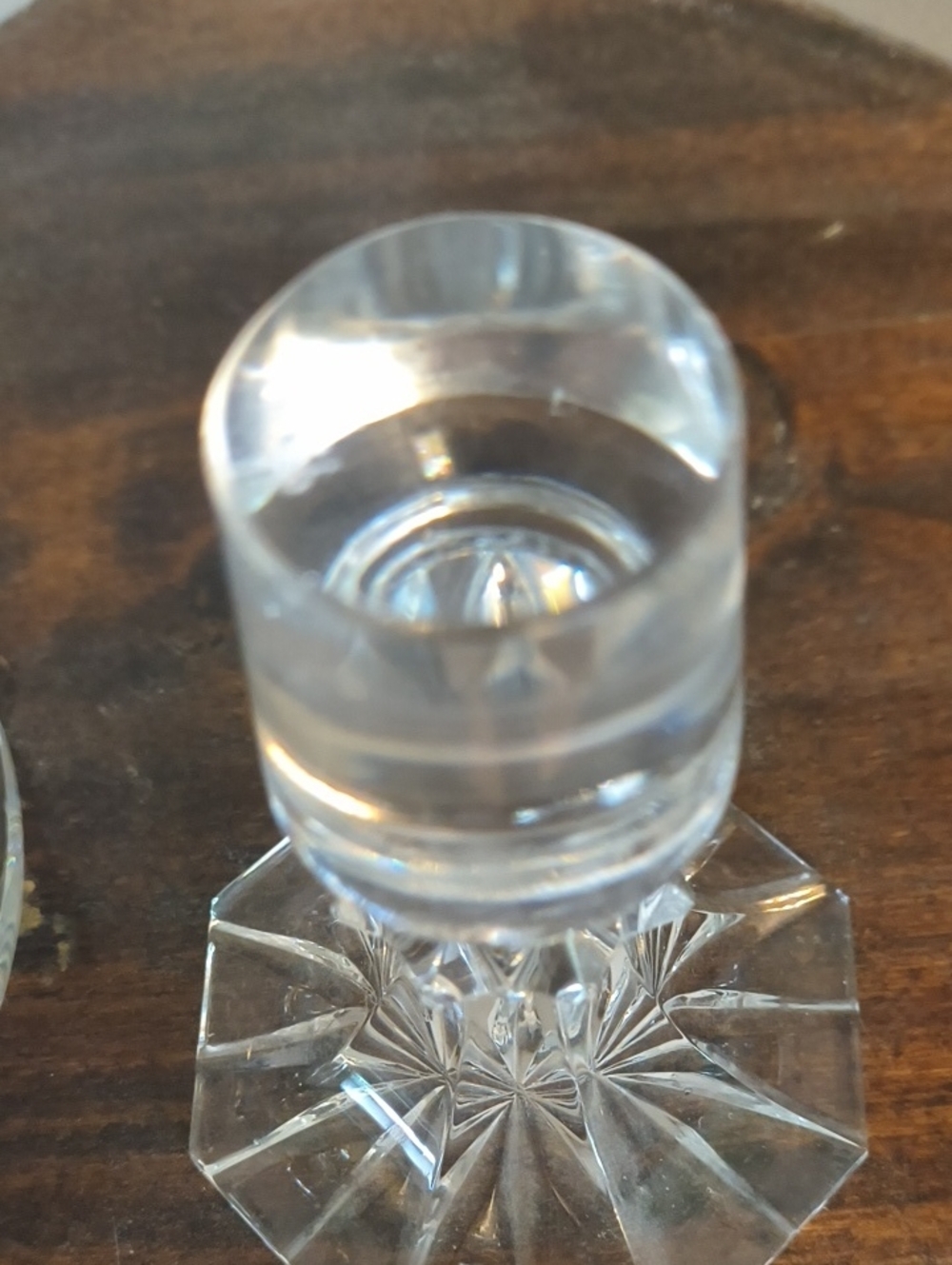 Clear Cut Glass Decanter - Classic Crystal-Style Excellent Cond. Colleen Pattern - Picture 2 of 3